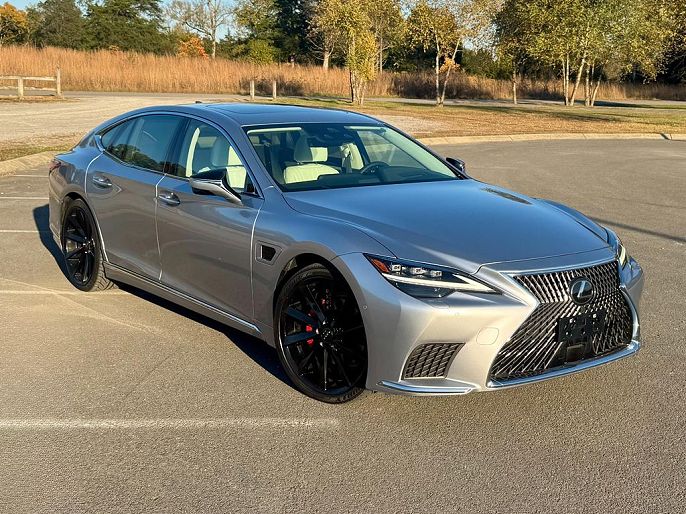 2023 Lexus LS
