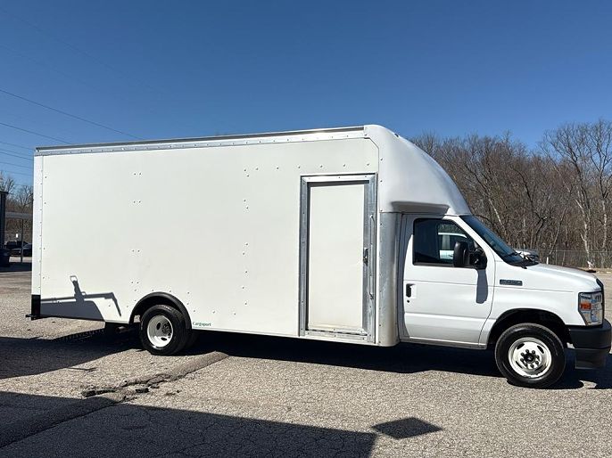 2022 Ford Econoline