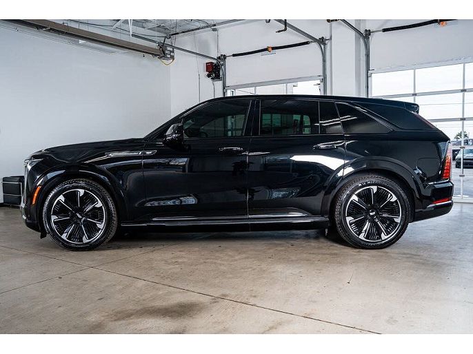 2025 Cadillac Escalade IQ