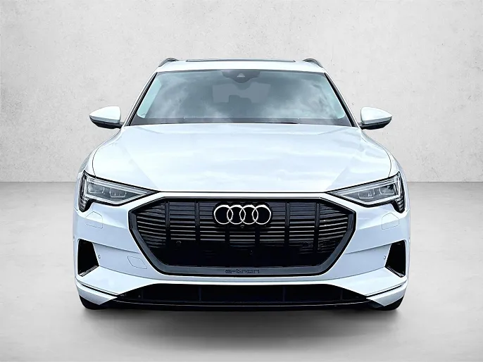 2022 Audi e-tron