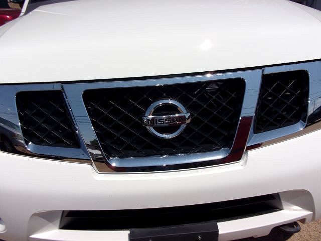 2011 Nissan Armada SL image 5