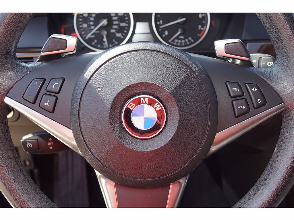 2010 BMW 5 Series 535i image 8