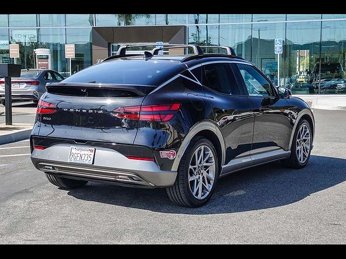 2023 Genesis GV60