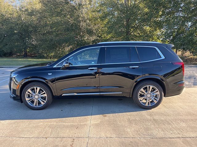 2025 Cadillac XT6