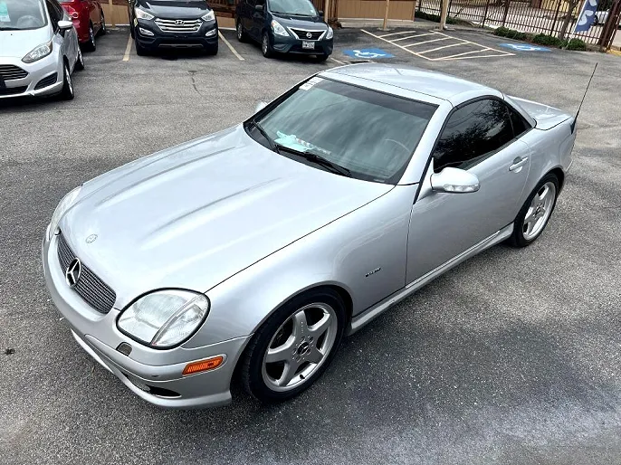 2004 Mercedes-Benz SLK