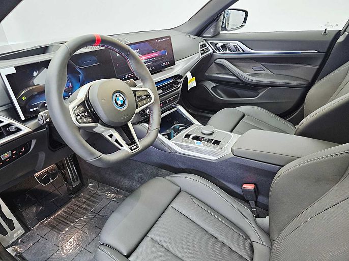2025 BMW i4