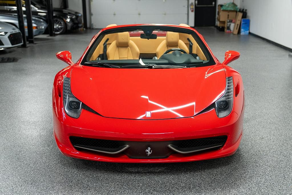 2014 Ferrari 458 null image 10