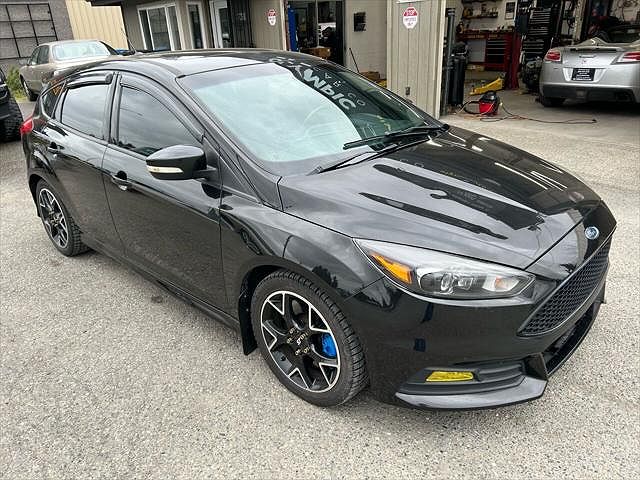 2015 Ford Focus ST image 0