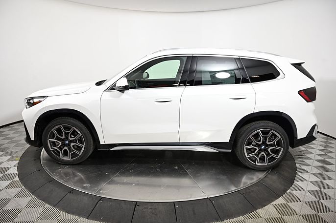 2025 BMW X1