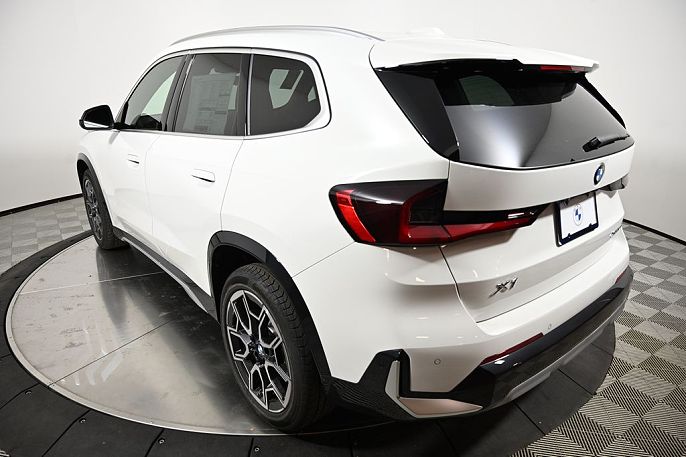 2025 BMW X1
