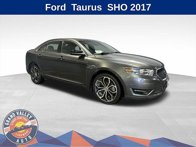 2017 Ford Taurus SHO image 0