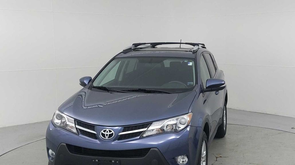 2013 Toyota RAV4 XLE image 2