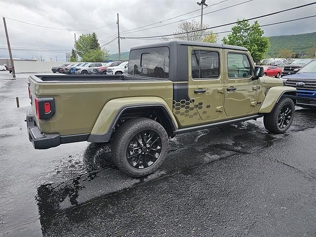 2025 Jeep Gladiator