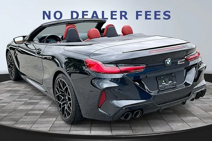 2022 BMW M8
