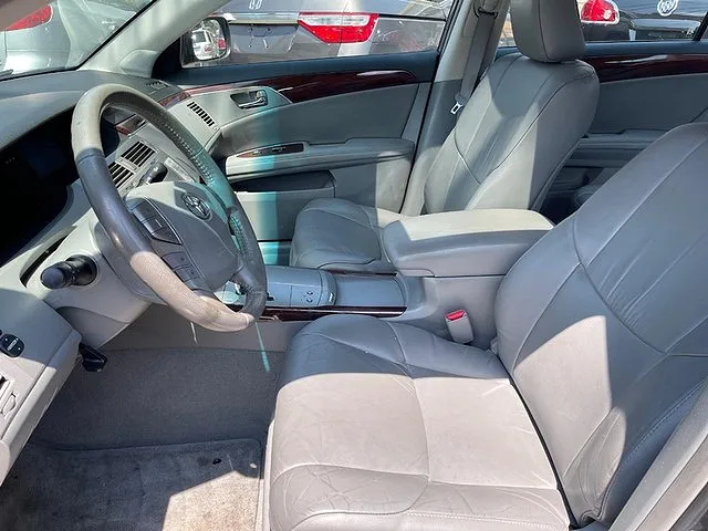 2010 Toyota Avalon