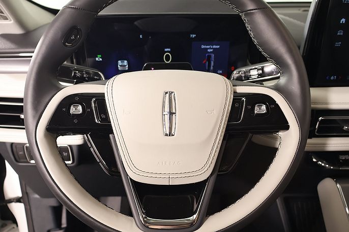 2027 Lincoln Aviator