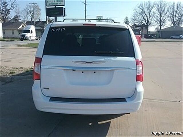 2016 Chrysler Town & Country