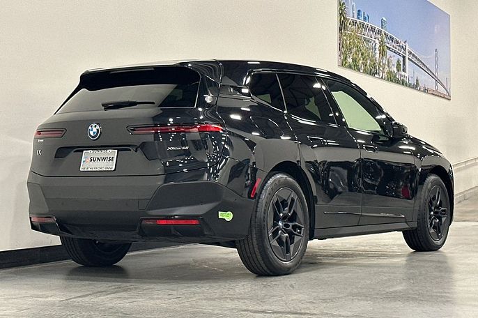 2024 BMW iX