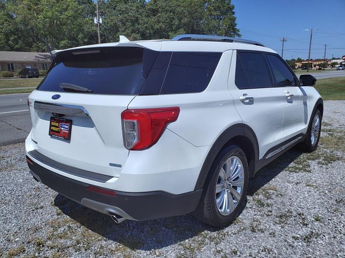 2020 Ford Explorer
