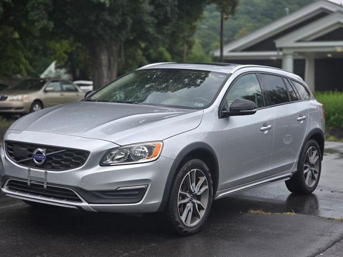 2017 Volvo V60