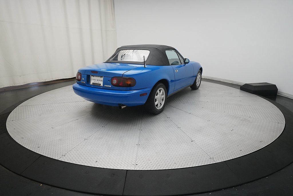 1990 Mazda Miata null image 28