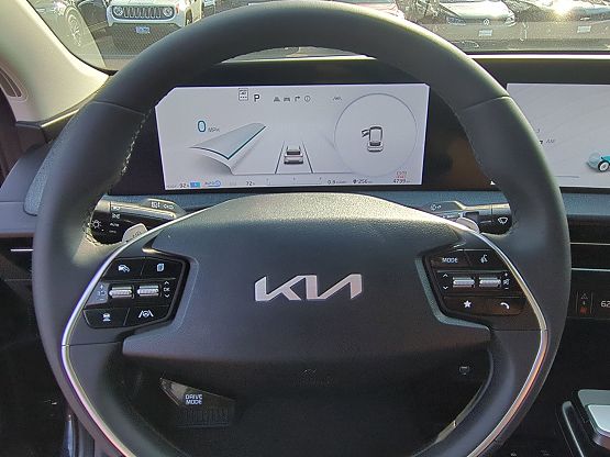 2024 Kia EV6 Light photo 11