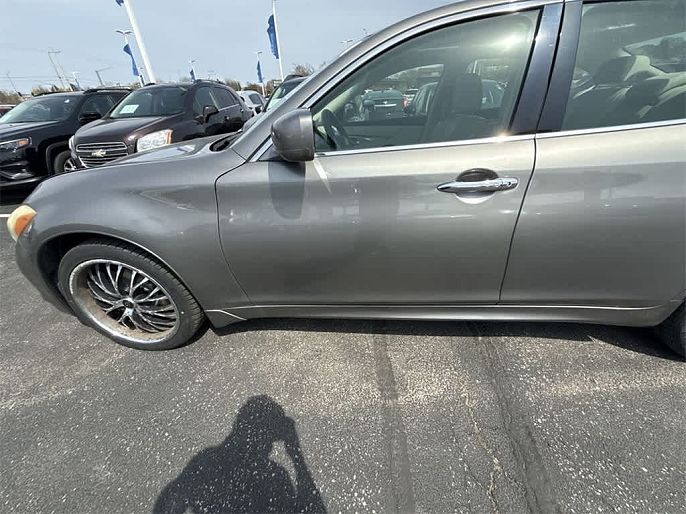 2012 Infiniti M56