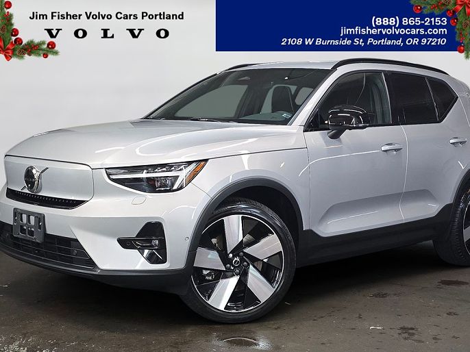 2023 Volvo XC40