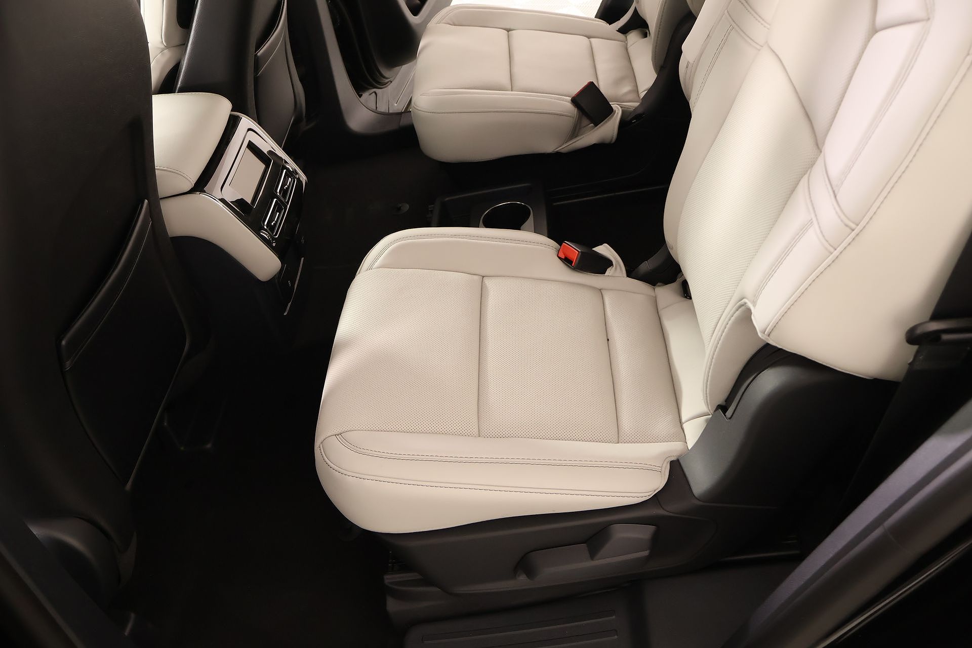 2026 Lincoln Aviator