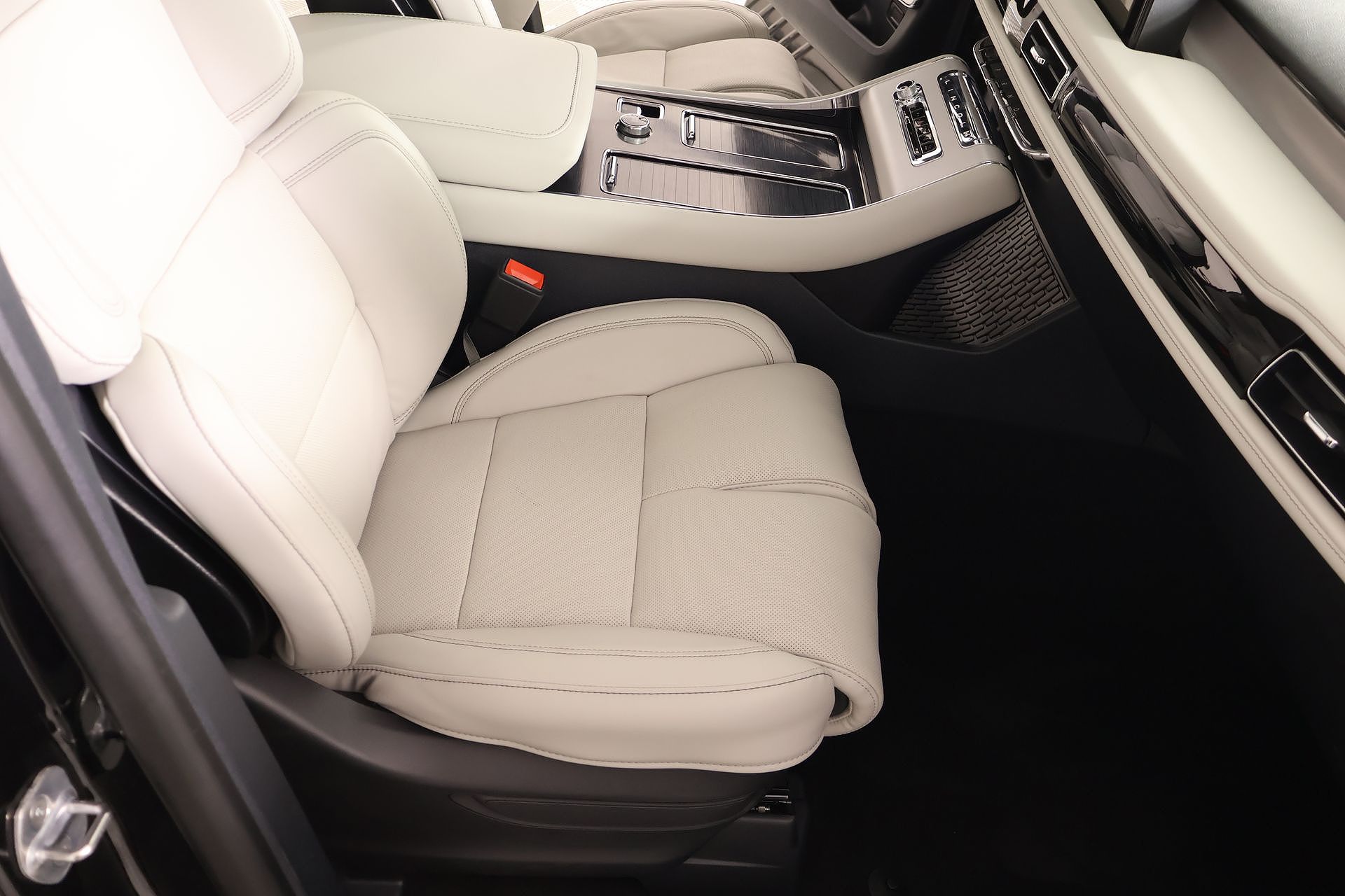 2026 Lincoln Aviator