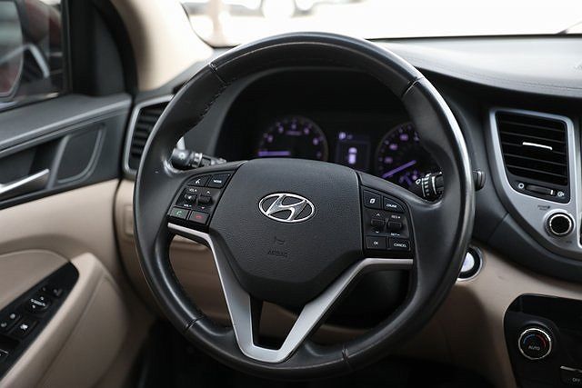 2017 Hyundai Tucson Limited Edition image 2