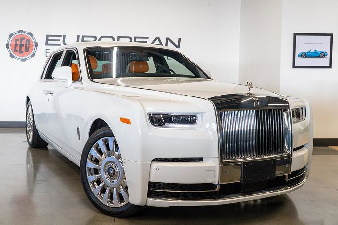 2022 Rolls-Royce Phantom
