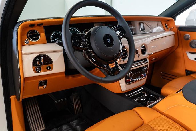 2022 Rolls-Royce Phantom