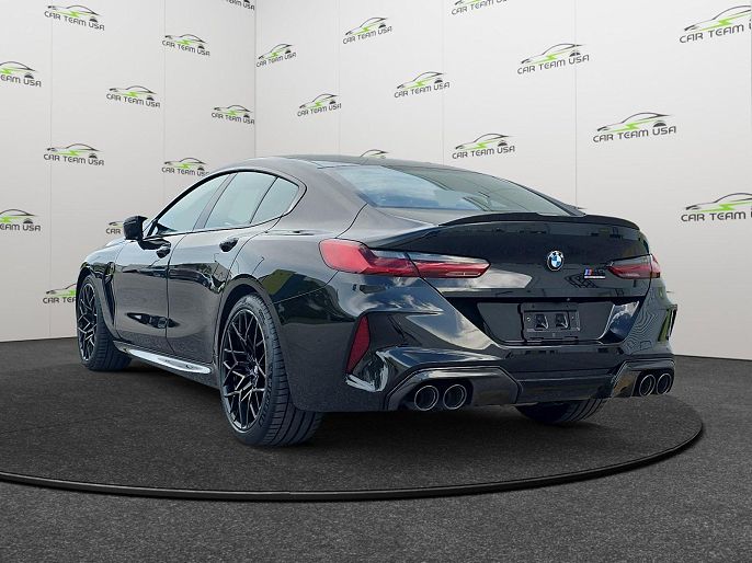 2024 BMW M8