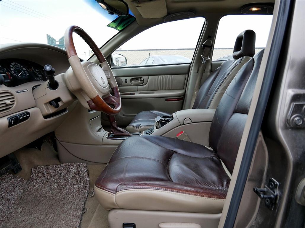 2002 Buick Regal GS image 4