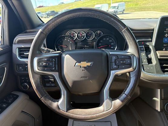 2021 Chevrolet Suburban LT photo 11