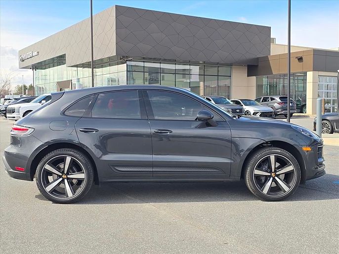2023 Porsche Macan