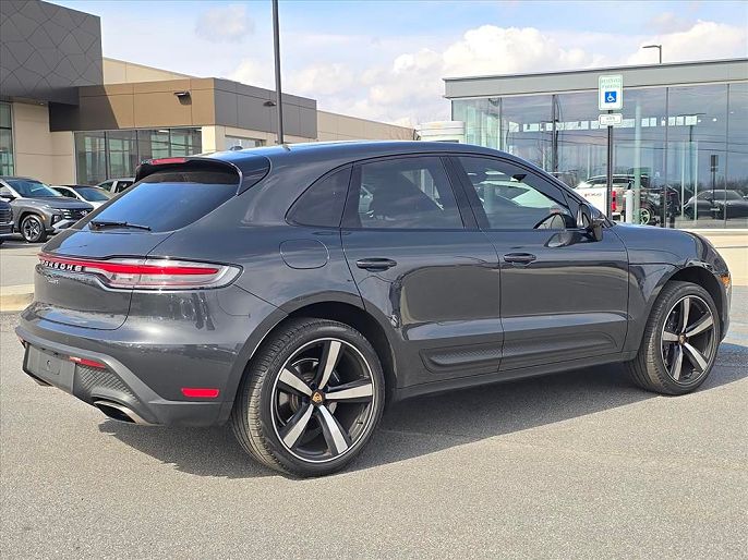 2023 Porsche Macan