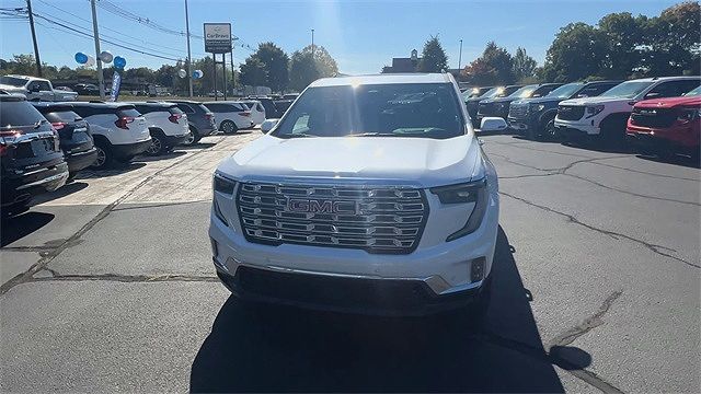2024 GMC Acadia
