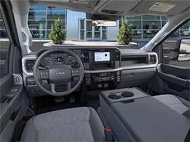 2025 Ford F-250
