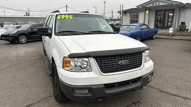 2005 Ford Expedition XLT image 0