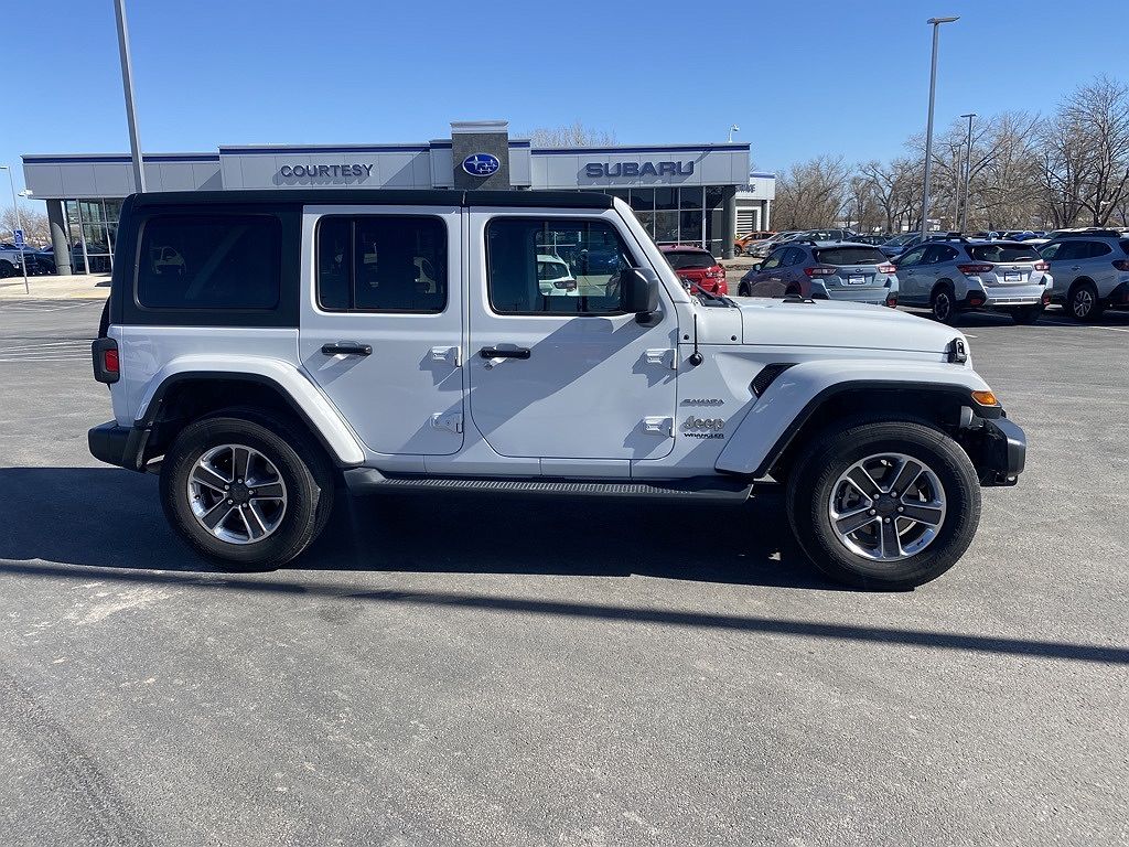 2019 Jeep Wrangler Sahara image 0