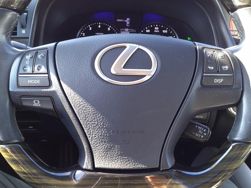 2014 Lexus LS 460 image 22