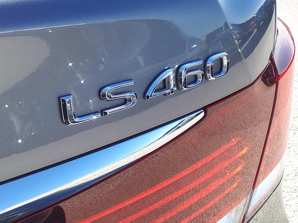 2014 Lexus LS 460 image 2