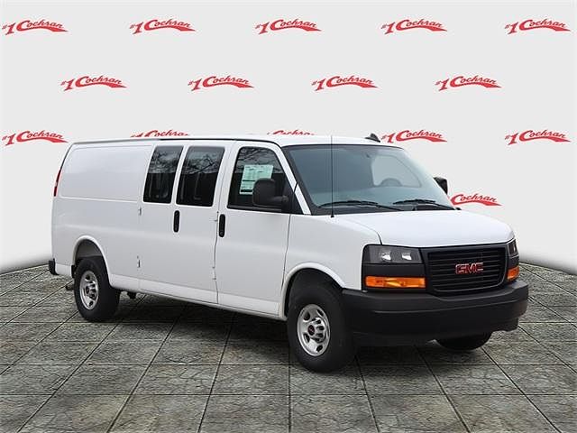 2025 GMC Savana