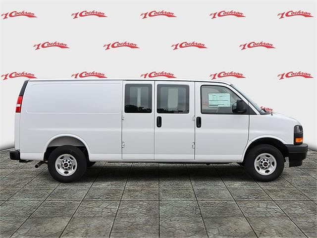 2025 GMC Savana