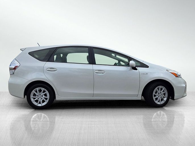 2014 Toyota Prius v