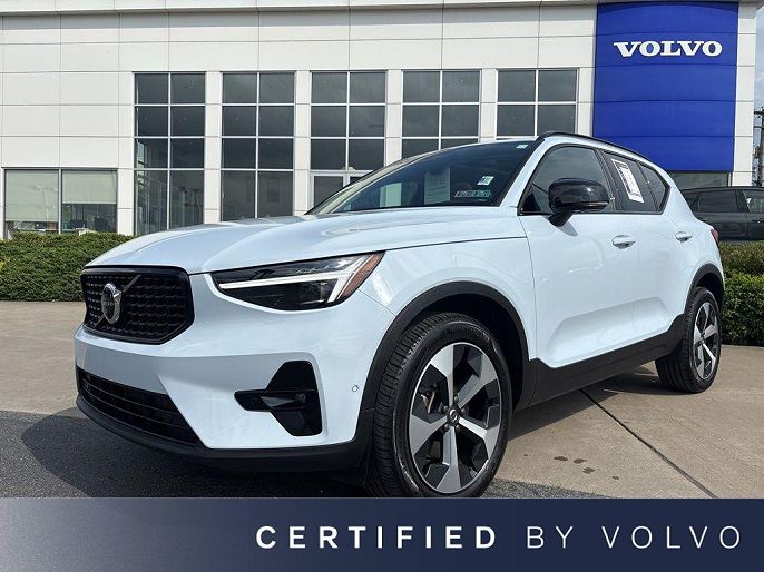 2026 Volvo XC40