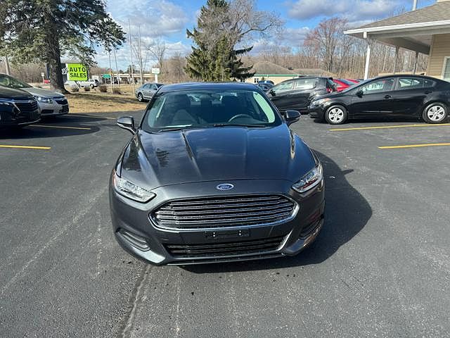 2015 Ford Fusion SE image 2