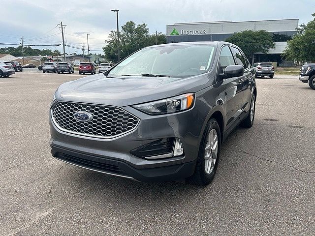 2023 Ford Edge